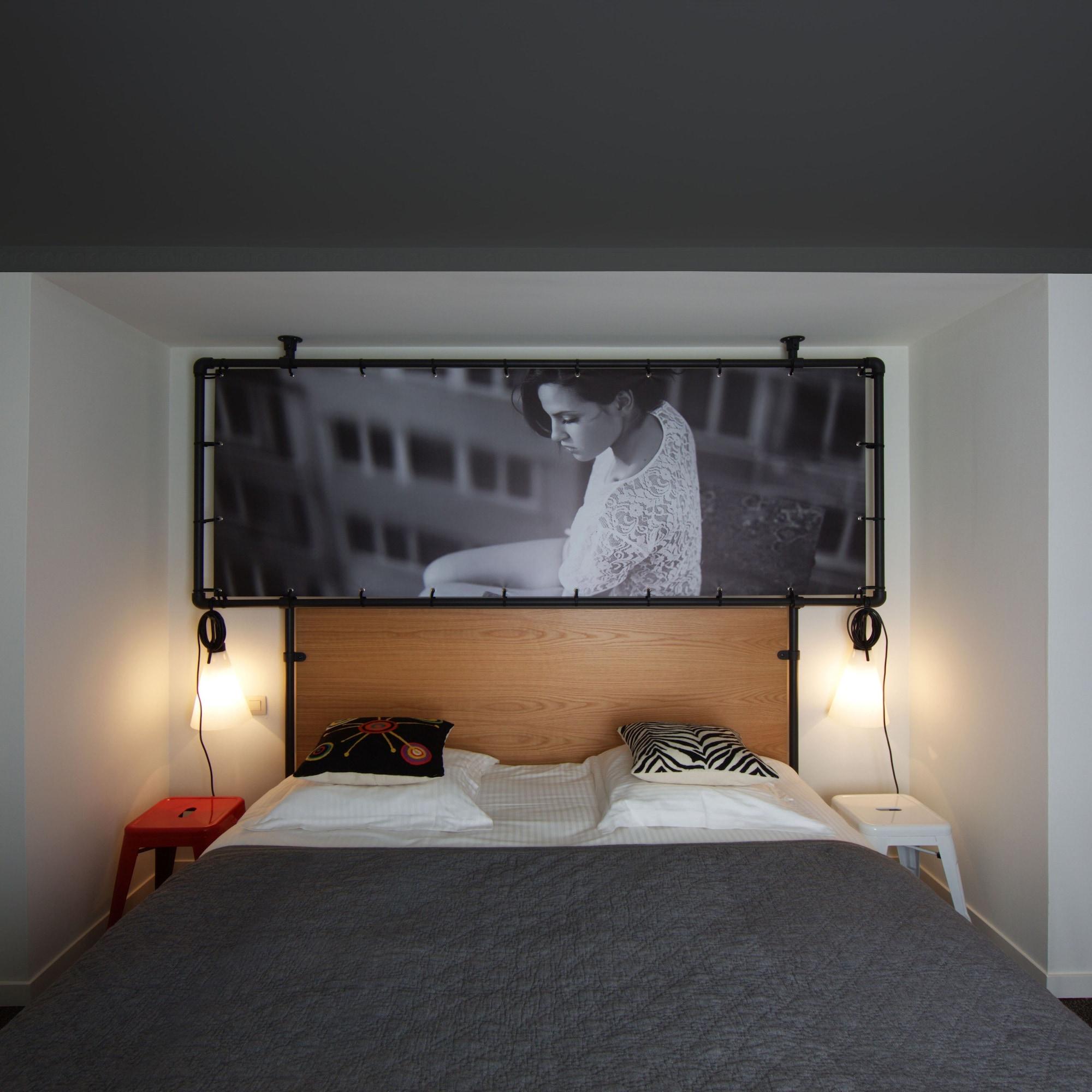 Zoom Hotel 4*