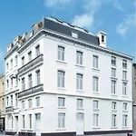 Zoom Hotel 